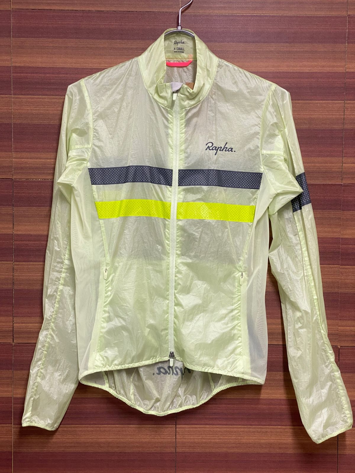 Rapha ウインドブレーカー　XS Rapha ウインドブレーカー XS RAPHA ラファ classic wind jacket