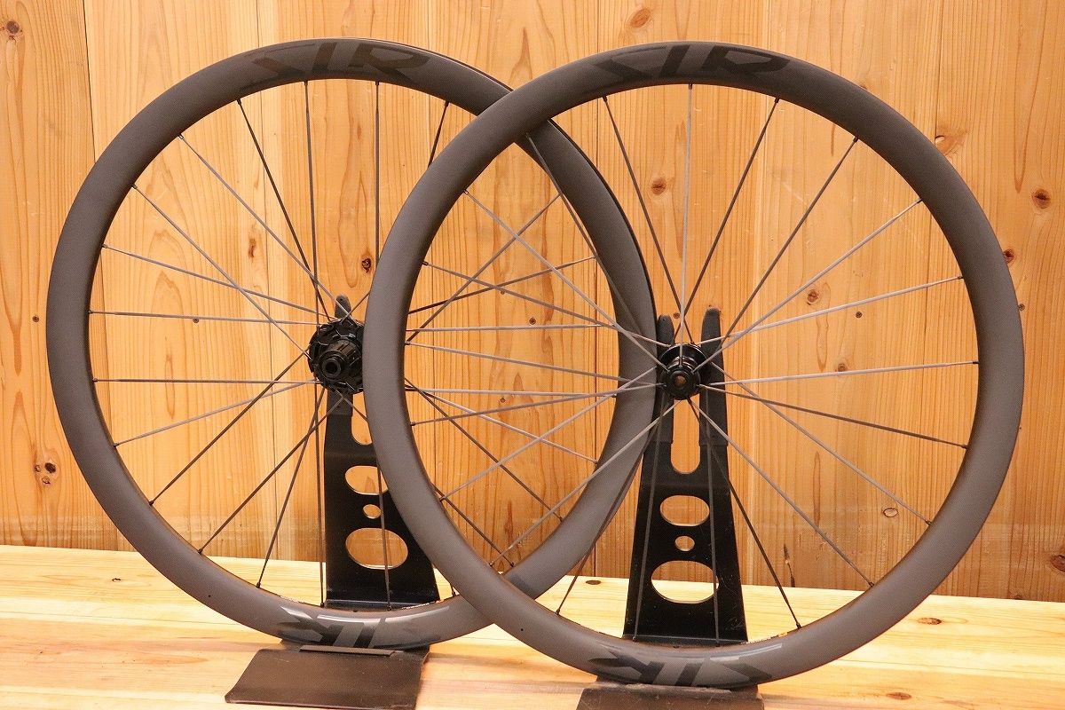 最新モデル GIANT SLR0 カーボンホイールセット 40mm disc SLR 0 40 DB Hookless Wheelsystem | Giant Bicycles Japan 日本