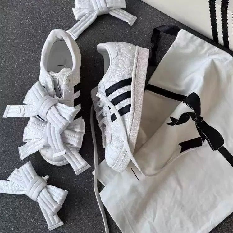 adidas ✕ CAROLINE HU Superstar アディダス キャロライン フウ