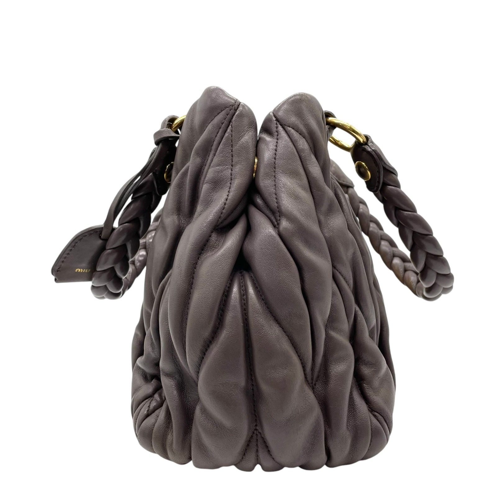 ミュウミュウ MIUMIU マテラッセ チェーンショルダーバッグ 2WAY 5BD224 ブラック ゴールド金具 レザー ショルダーバッグ レディース  101689933 : 101689933 : 東京ぶらんど - 通販 - Yahoo!ショッピング