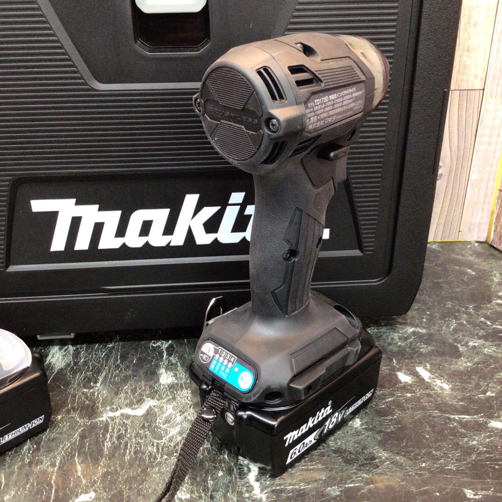 マキタ(makita) コードレスインパクトドライバー TD173DRGXB