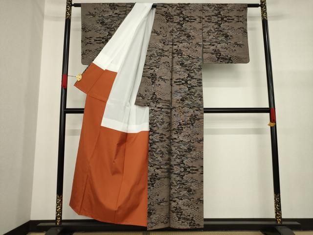 着物 裄64 本場大島紬 正絹 茶泥染め 折鶴 カタス 9マルキ U-7949 平和屋着物○本場大島紬 泥染め カタス9マルキ 雁 正絹 逸品