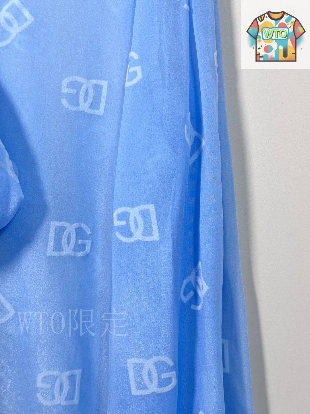今日特価】Dolce&Gabbana New Women's Sky Blue Logo Print Bow
