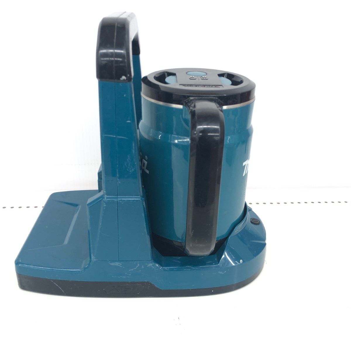 ДД【中古】MAKITA マキタ ケトル 程度B 本体のみ 40v KT001G インディゴ やや傷や汚れあり ДД【中古】MAKITA マキタ ケトル 程度B 本体のみ 40v KT001G