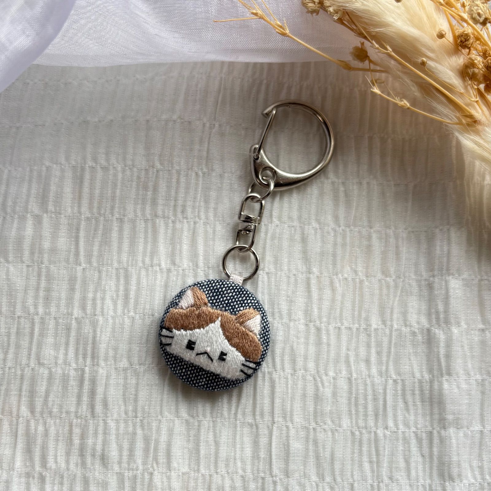 専用　ハンドメイド　刺繍　パグ　チャウチャウ　キーホルダー　ストラップ キーホルダー 犬 刺繍 イヌ フレンチブルドッグ フレブル パグ
