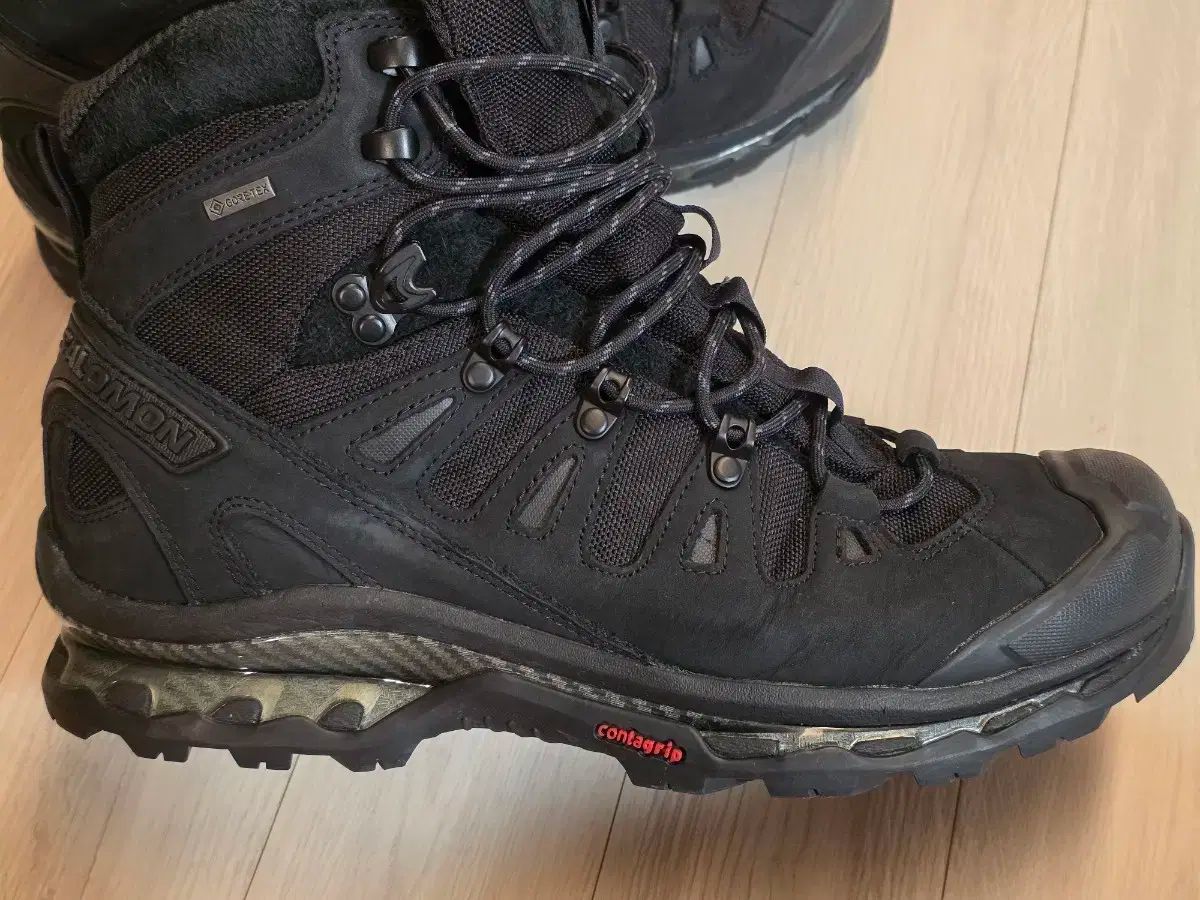 サロモン ゴアテックス クエスト アドバンスド