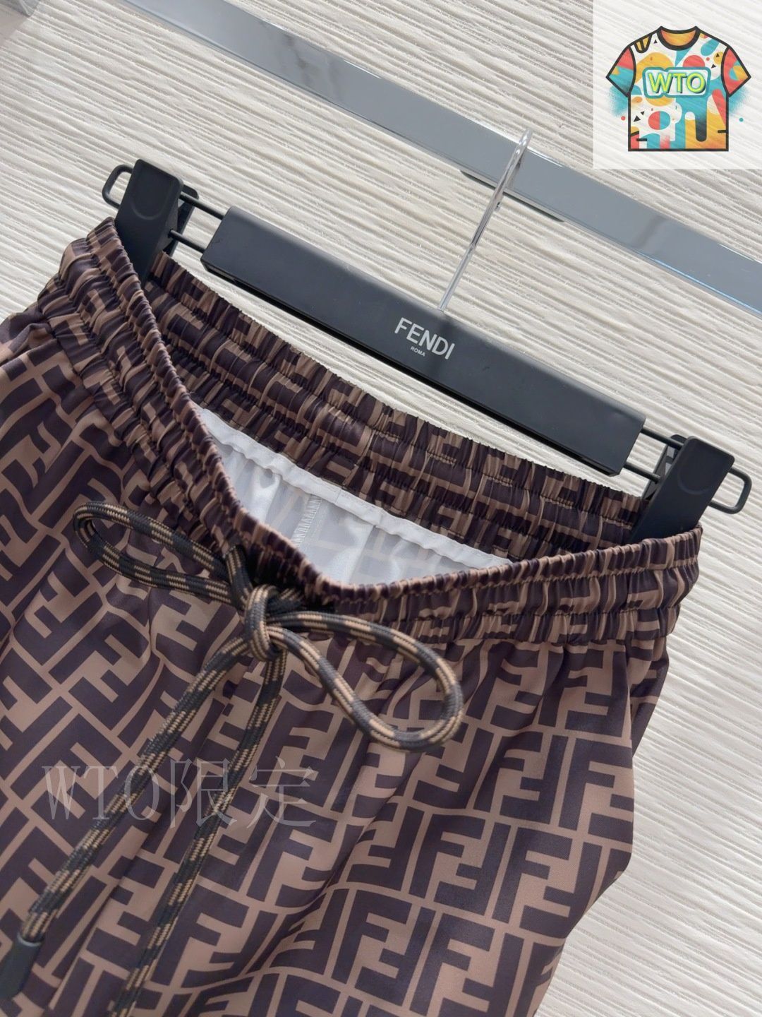【FENDI】クラシックパンツ 今日特価】Fendi クラシックパンツ -2 - メルカリ
