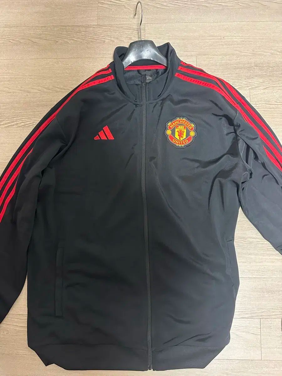 アディダス MANCHESTER UNITED FC DNA トラックジャージ ブラック usサイズ XL