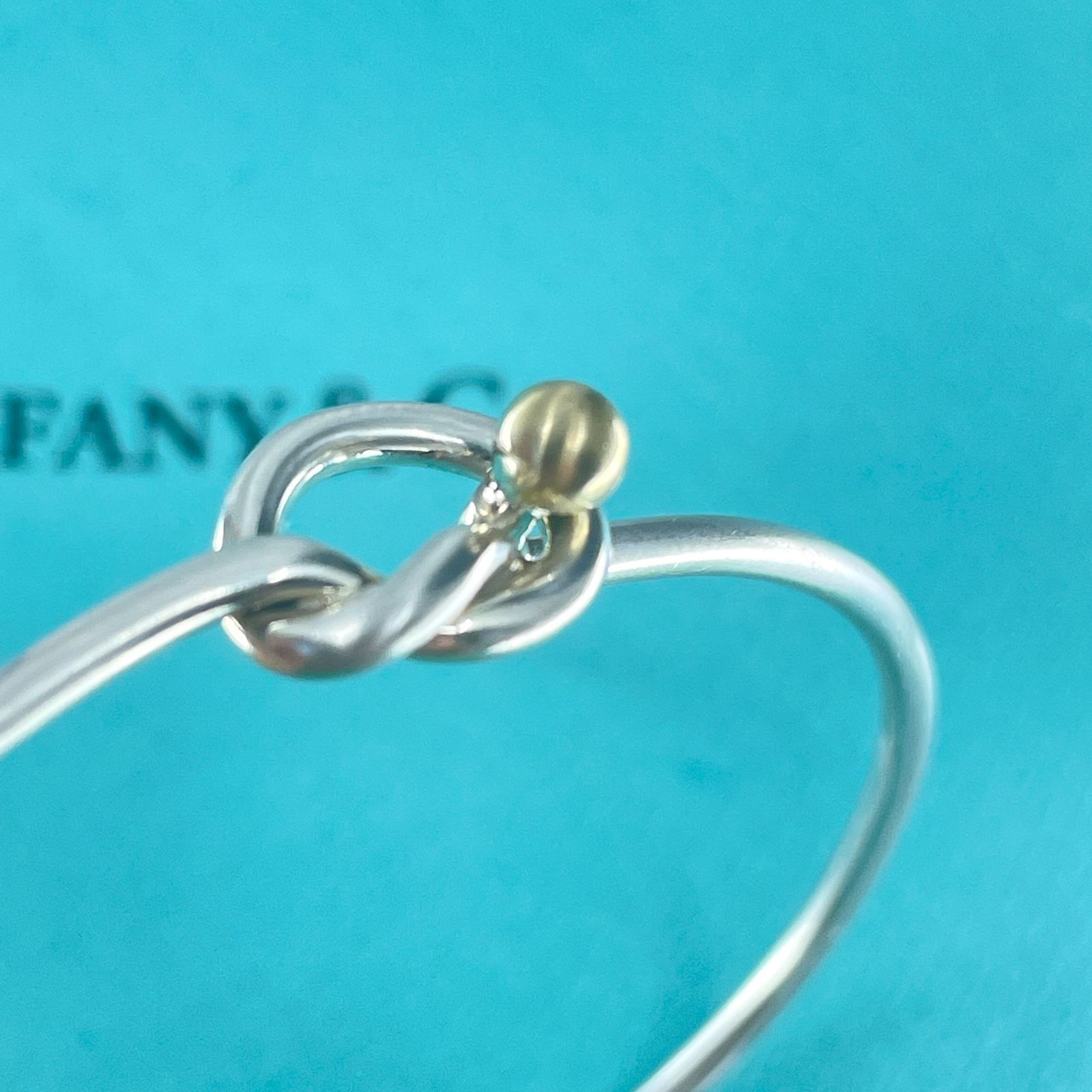 ティファニー ラブノット フック&アイ バングル シルバー 18K