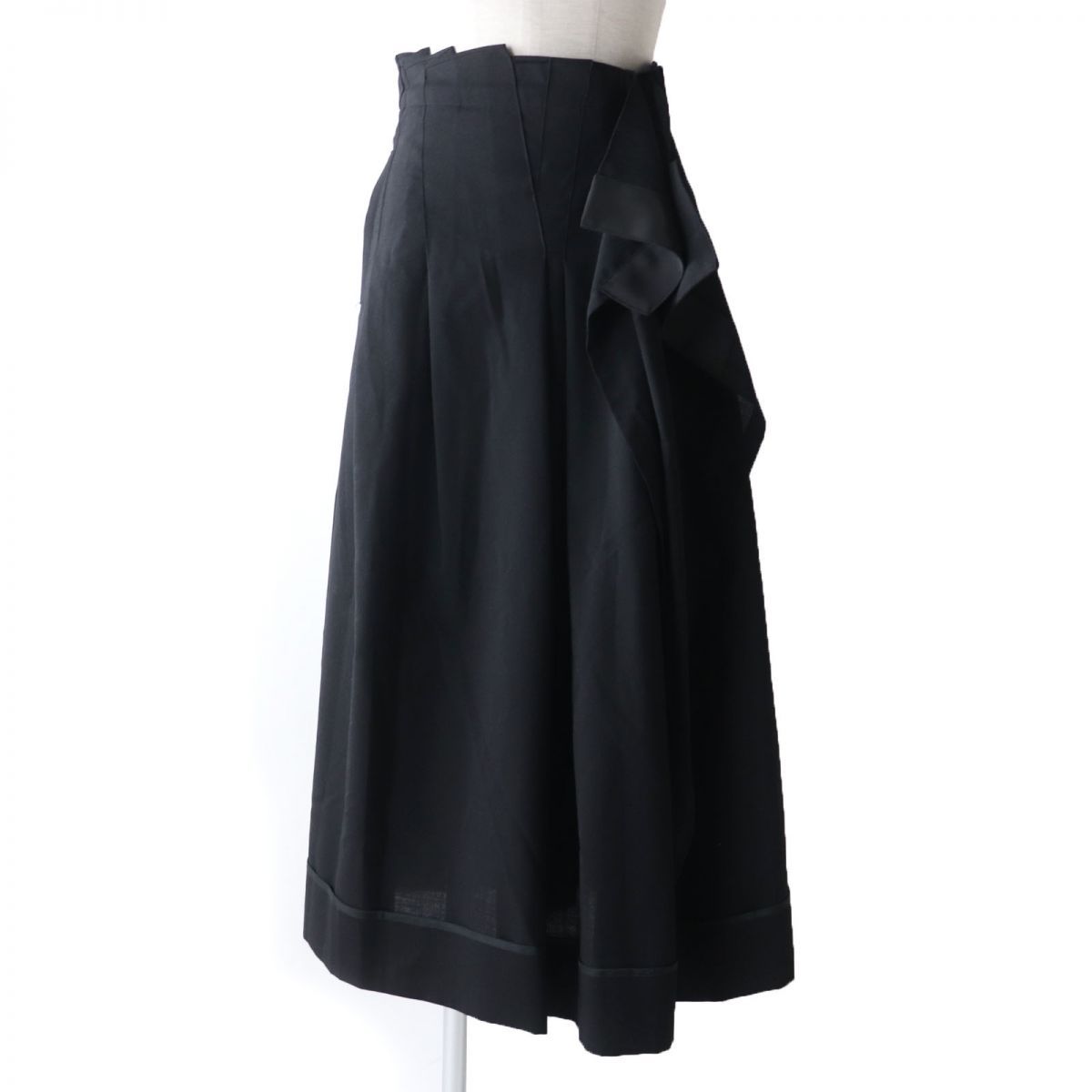 極美品☆正規品 sacai サカイ 21SS 21-05651 サイドZIP Suiting Skirt デザインプリーツスカート/ラップスカート 黒  1 日本製 レディース - メルカリ