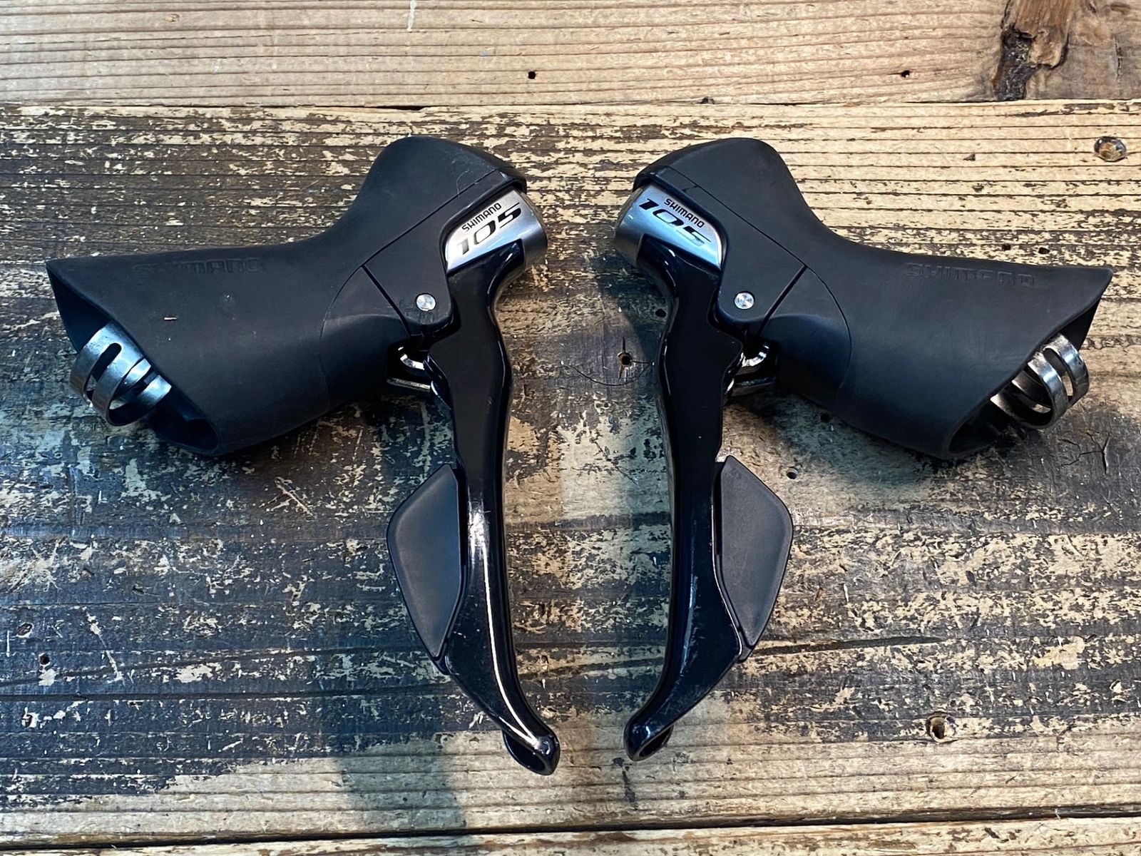シマノ 105 ST-5800 2×11s STiレバーセット Shimano 105 ST-5800 11-Speed STI Shifters - Components