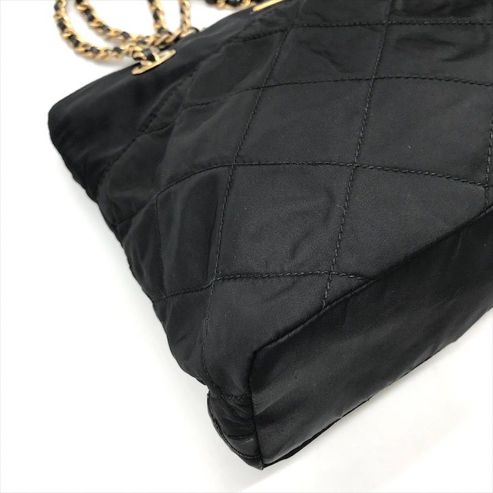 PRADA キルティング トートバック ナイロン 三角ロゴプレート PRADA - 良品 PRADA プラダ 三角ロゴ プレート ナイロン
