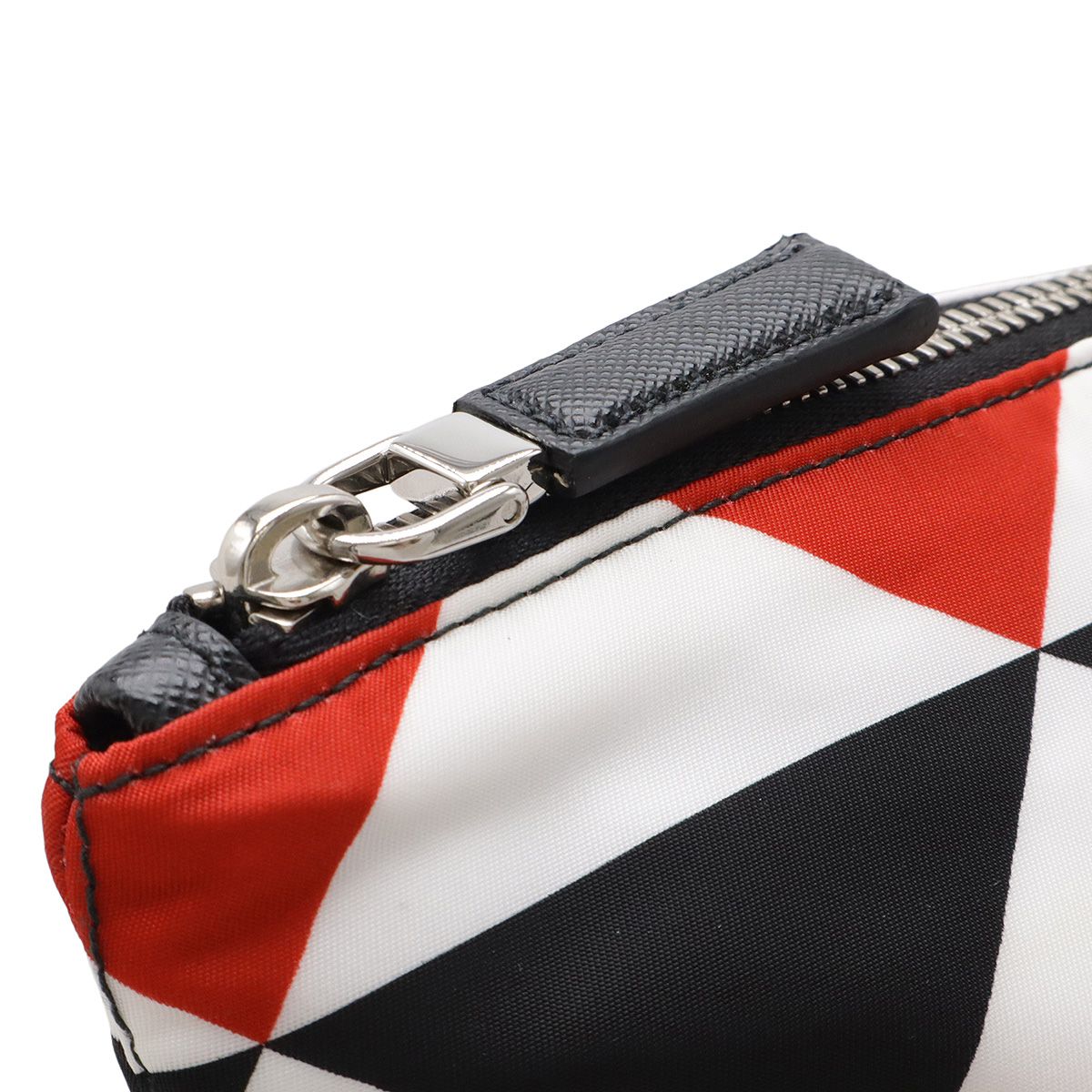 ♠ PRADA