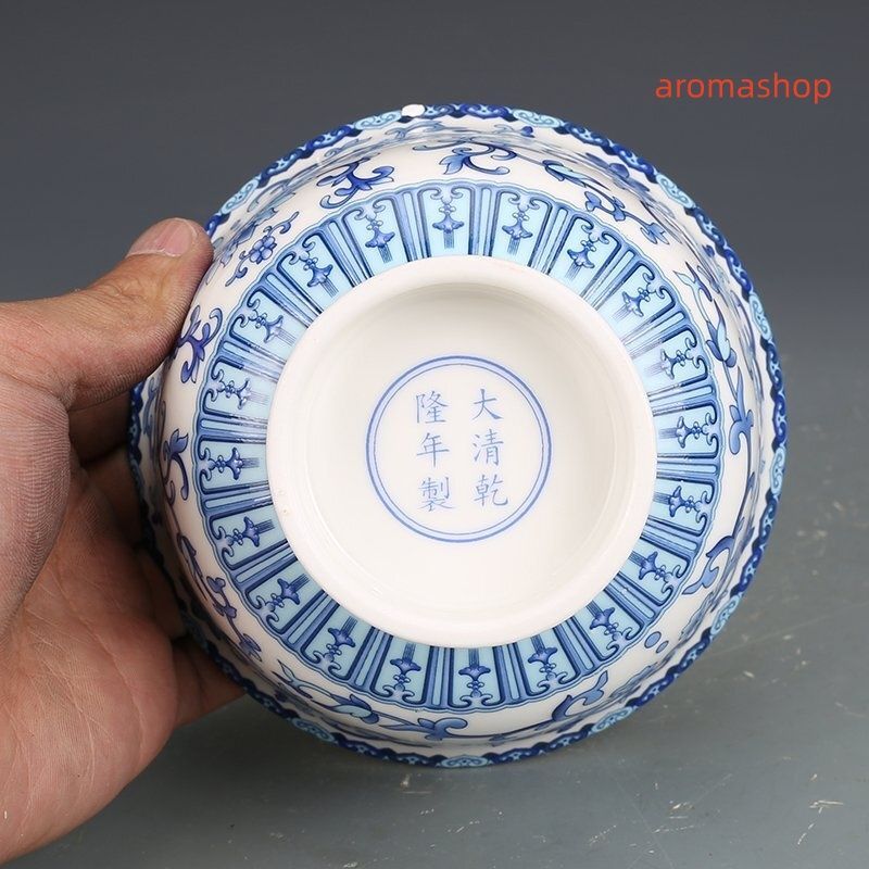 琺瑯彩 茶碗 浮き彫り 景徳鎮製 磁器 置物 観賞 装飾 中国陶磁