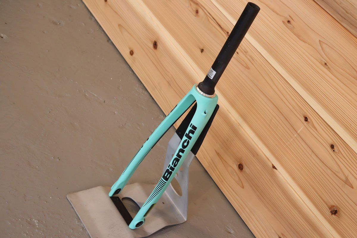 ビアンキ Bianchi Oltre XR3 Disc カウンターヴェイル カーボン