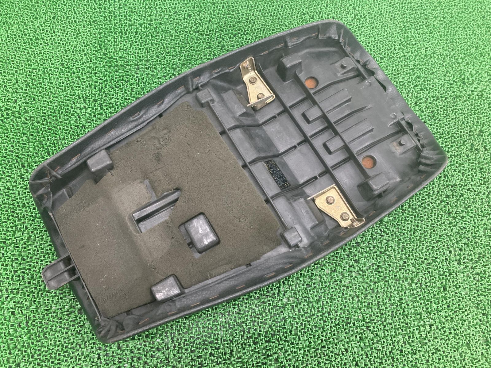 2025夏季 0568 ゼファー750 純正 シート（検 ゼファー1100 Z1 Z2 RS