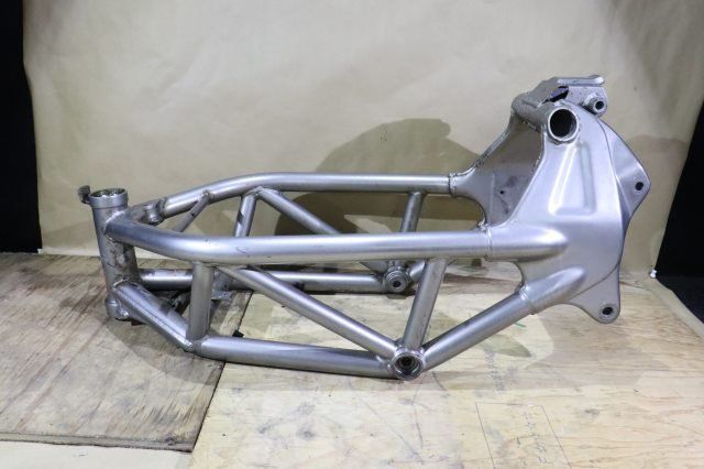 ホンダ VTR250 MC33 フレーム本体 書類付き H370-79