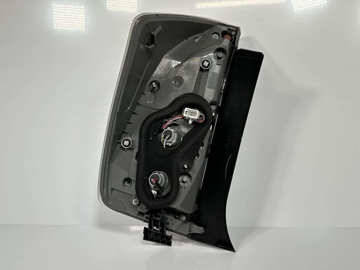 低走行 プリウス