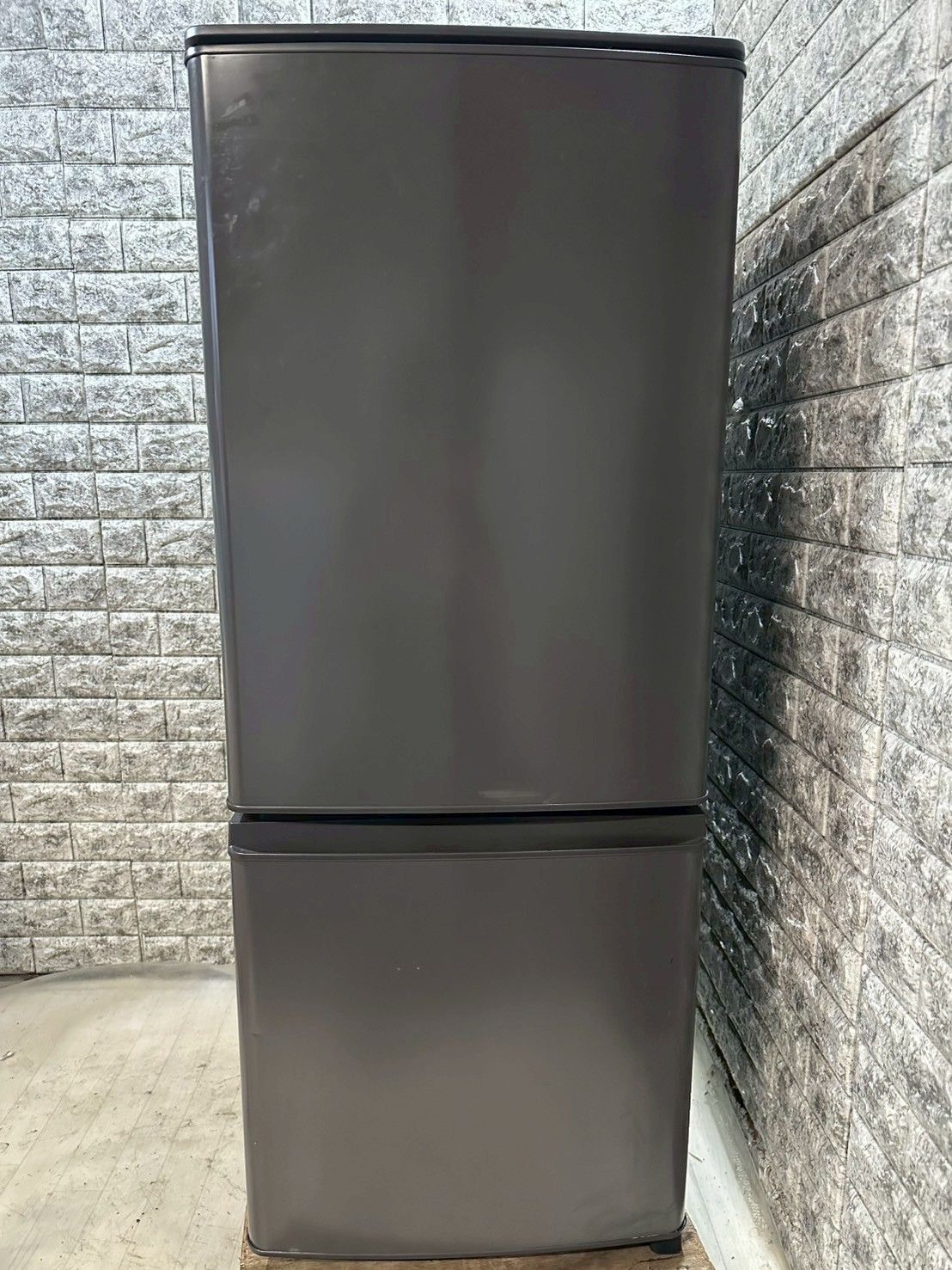 デパート 送料無料 大阪送料無料☆3か月保障付き☆冷蔵庫☆三菱☆2ドア☆2022年☆MR 冷蔵庫・冷凍庫