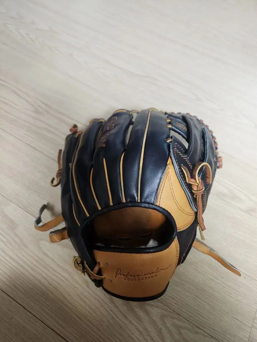 イーストン ジャスティン ターナー グローブ