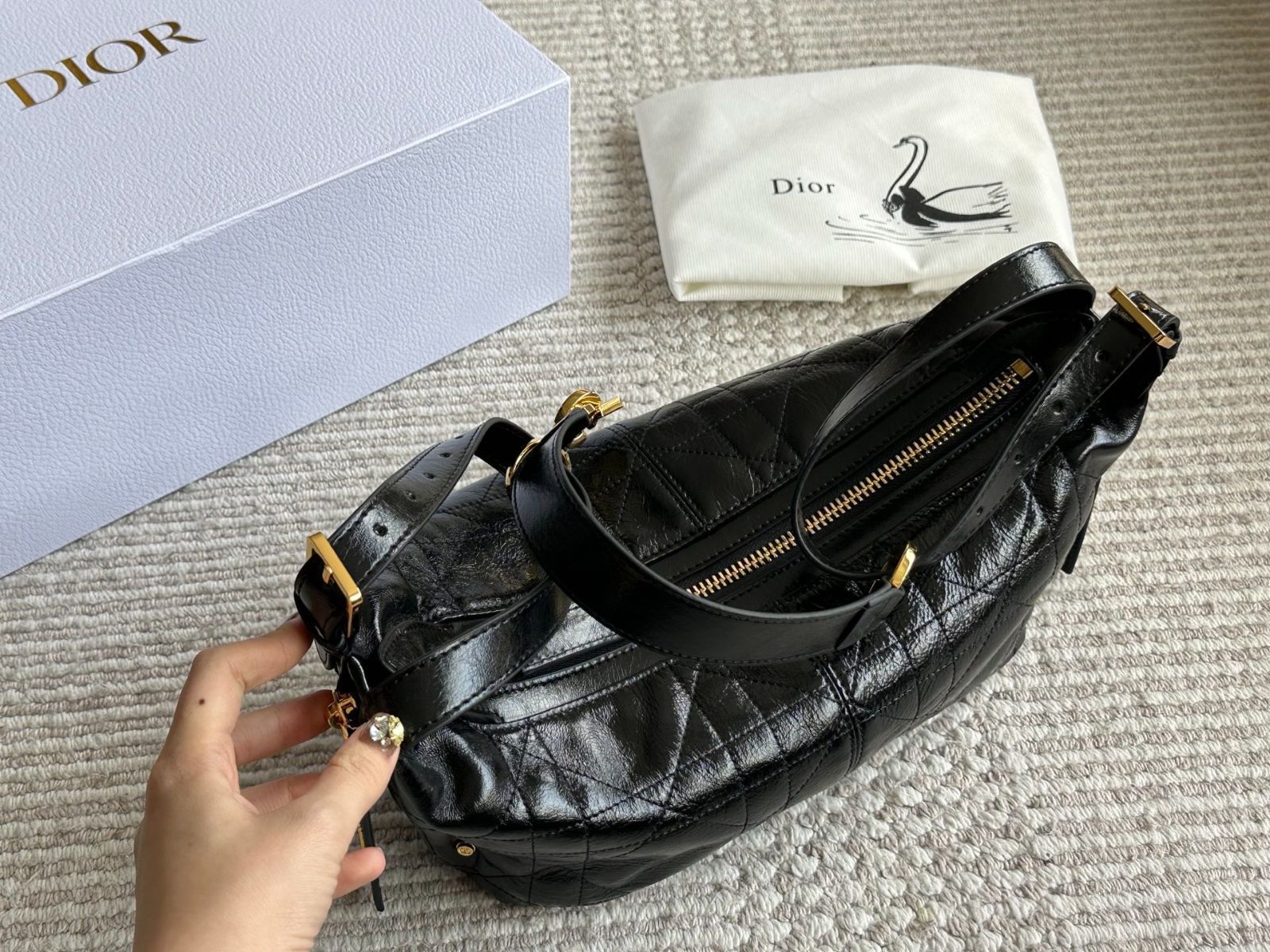 【希少】Dior モノグラム バッグ ディオール】憧れブランドの秋注目「モノグラムバッグ」3選