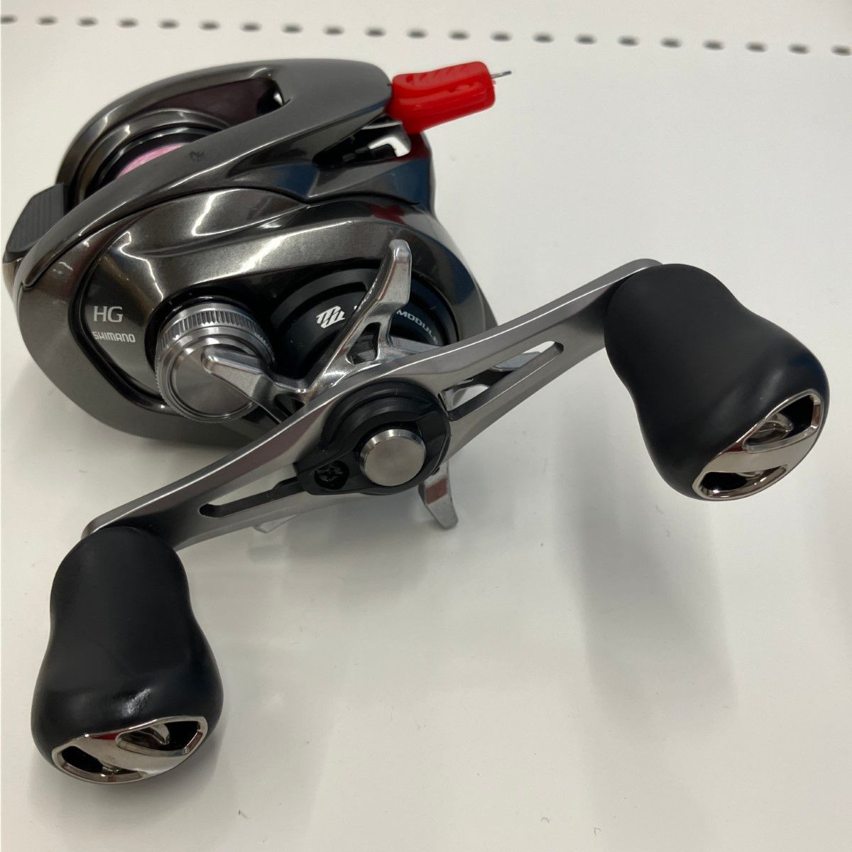 SHIMANO - 釣り用品 リール ベイトリール SHIMANO 04114　20メタニウムHG RH　箱有り 釣り用品 リール ベイトリール SHIMANO 04114 20メタニウムHG RH