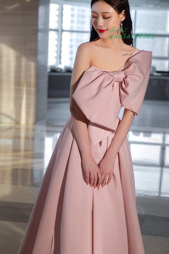 ウェディングドレス