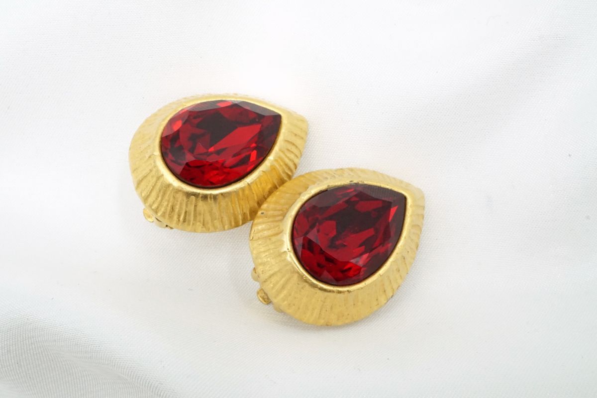 イヤリング ドロップ