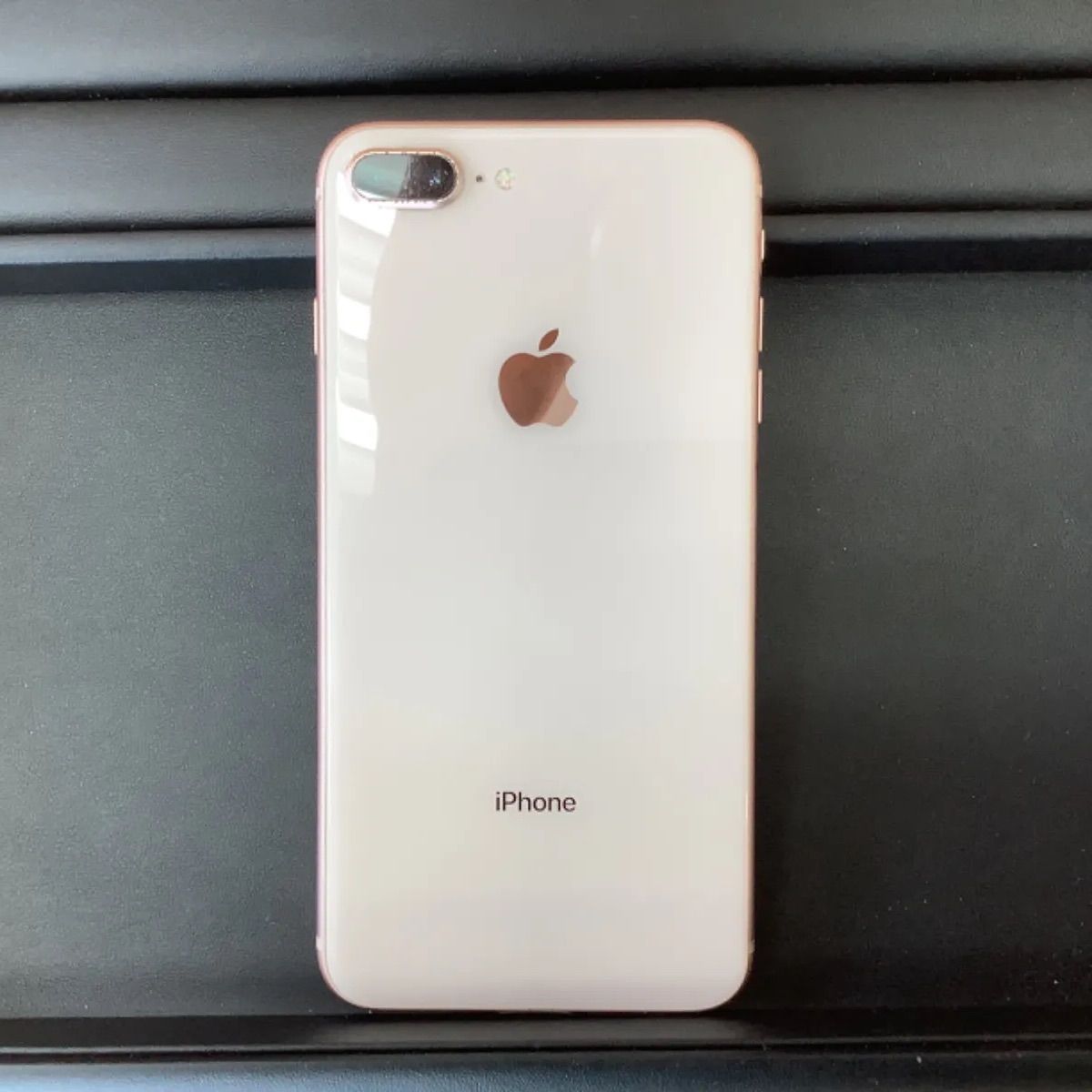 G1110 【ジャンク】iPhone8Plus 64GB - メルカリ