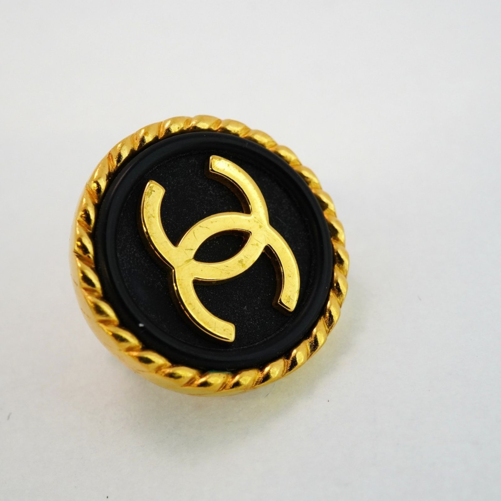 Chanel シャネル