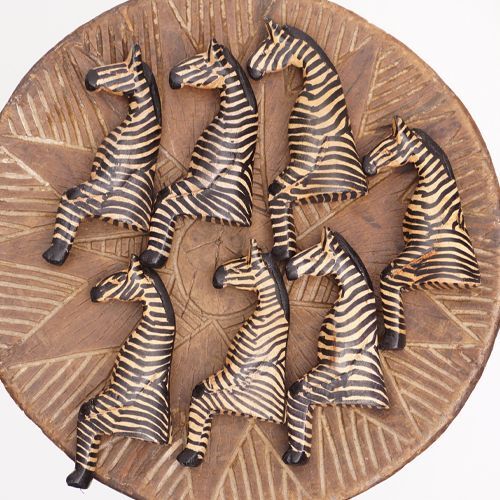 シマウマ お面 壁飾り アフリカ 木彫り アフリカ ケニア お座り