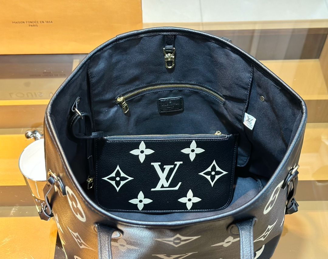 魅力 LOUIS VUITTON ルイヴィトン トートバッグ ショルダー