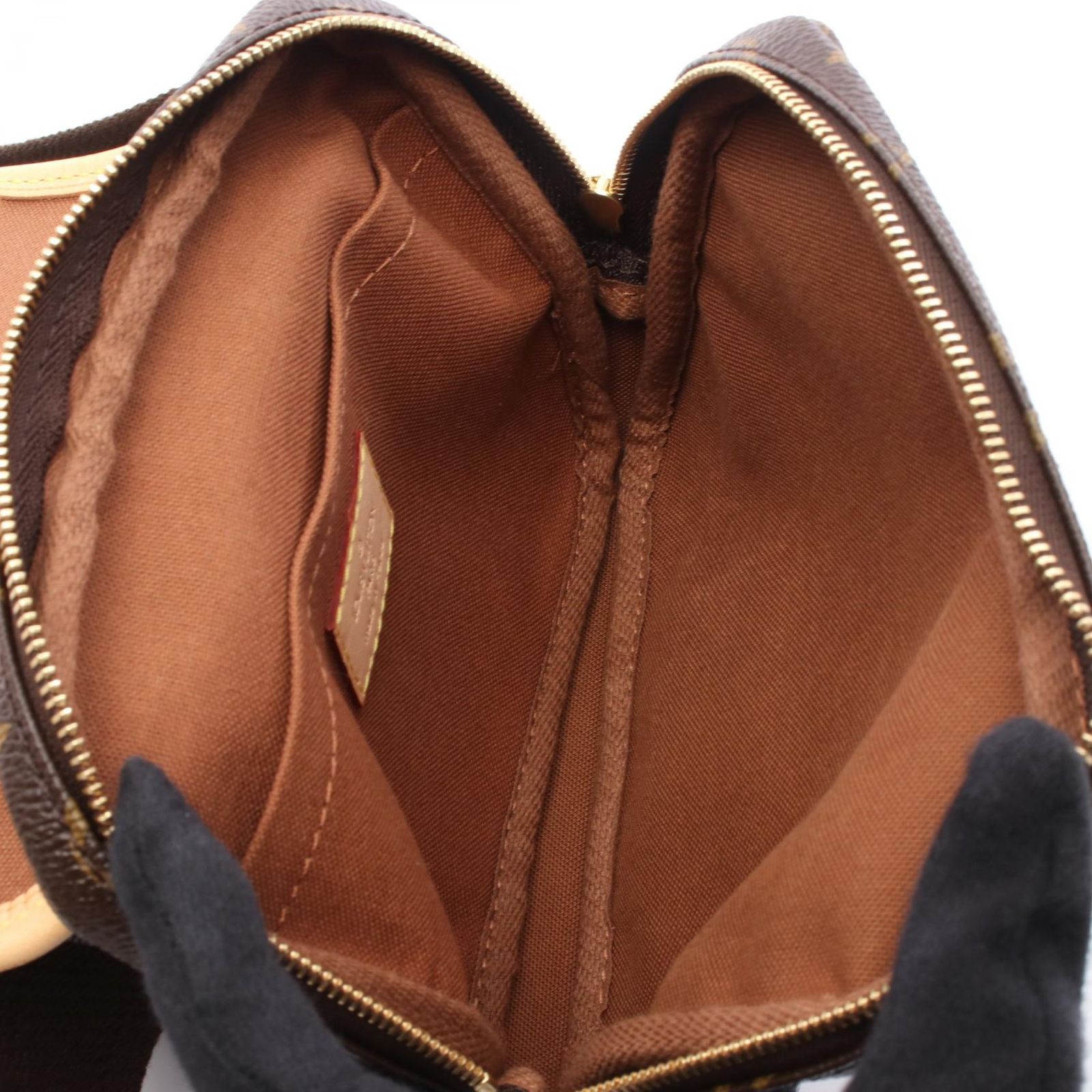 ルイ・ヴィトン バム バッグ ボスフォール ウエストバッグ　保存袋付き ルイ・ヴィトン バム バッグ ボスフォール ウエストバッグ 保存袋付き