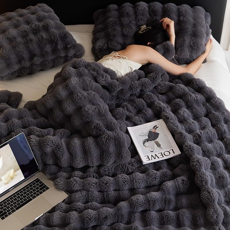 SUKAAGO ふわとろ毛布 シングル 冬用 厚手 ふわとろ 毛布 2枚合わせ もこもこ毛布 あったか ブランケット とろとろ 掛け布団 ふわふわ 布団 100x160cm 柔らかく肌触 暖かい 温 静電気防止 洗える 吸湿速乾 抗菌防臭 グレー 1