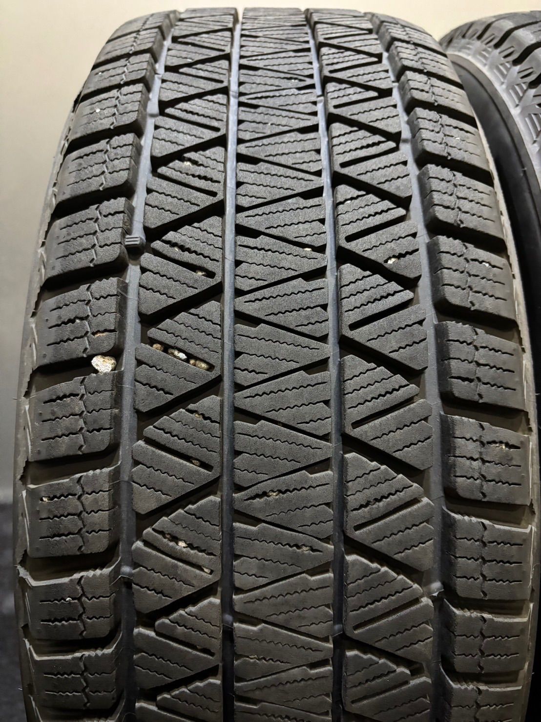 スタッドレス