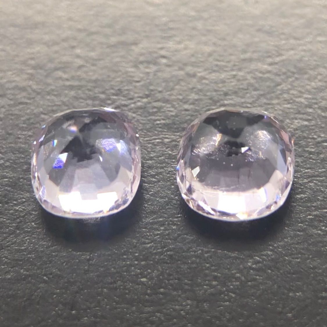 天然 非加熱 スピネル ルース ペア for ピアス 合計1.25ct フレッシュピンク - メルカリ