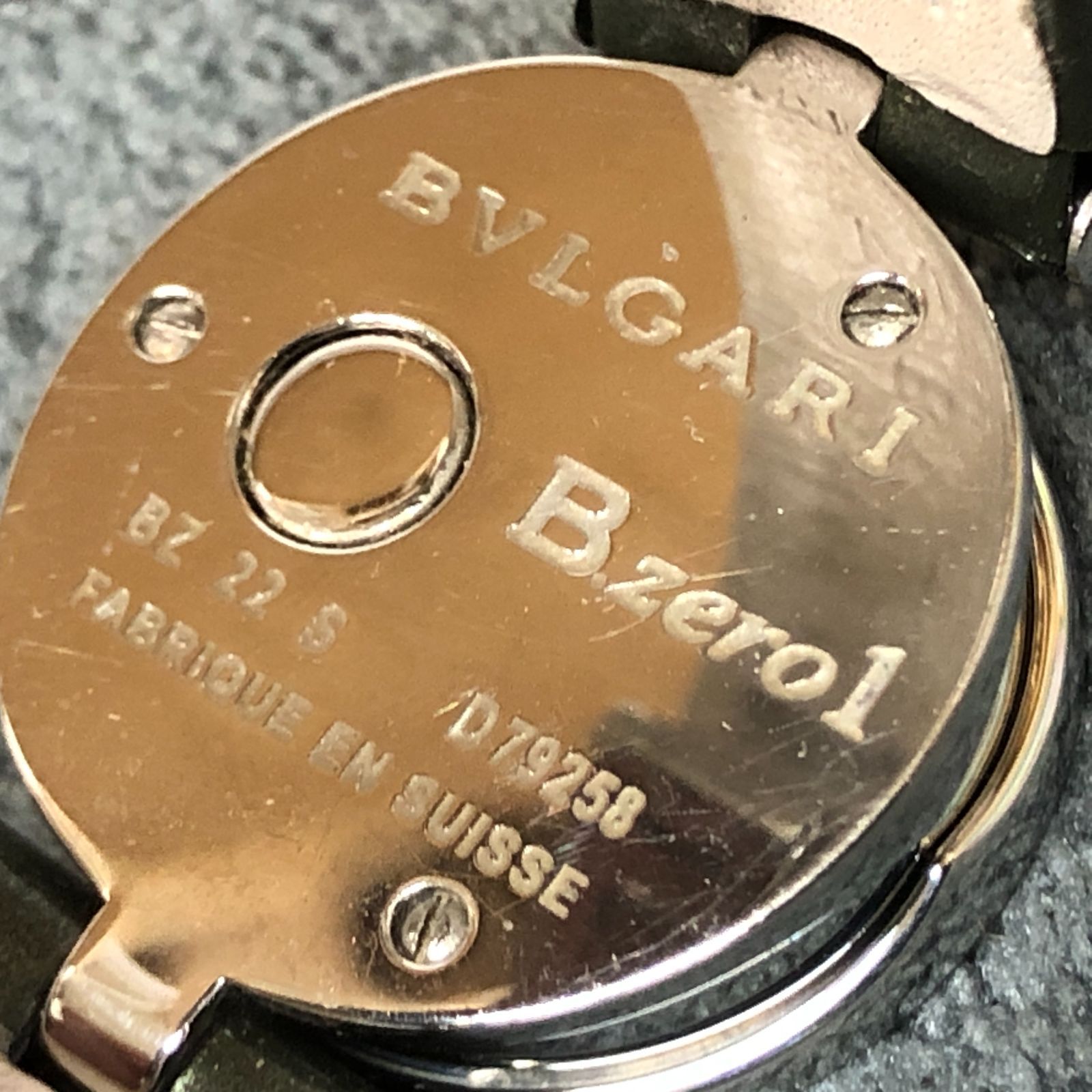 m001 Y3(60) BVLGARI b-zero1 12Pダイヤ シェル文字盤 レディース 