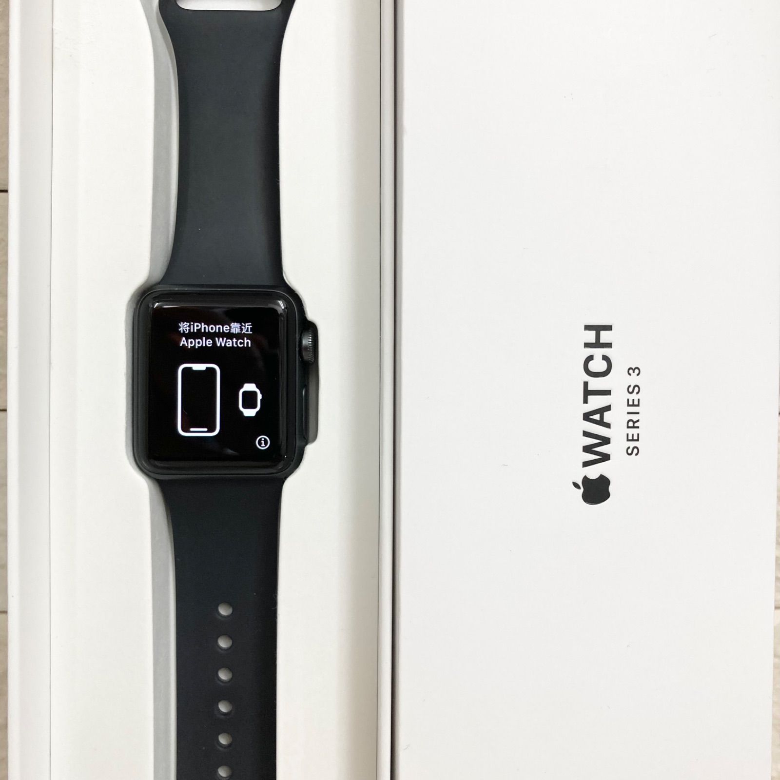 美品】箱付き Apple Watch series3 38mm ブラック アップル 美品】箱付き Apple Watch series3 38mm ブラック アップル