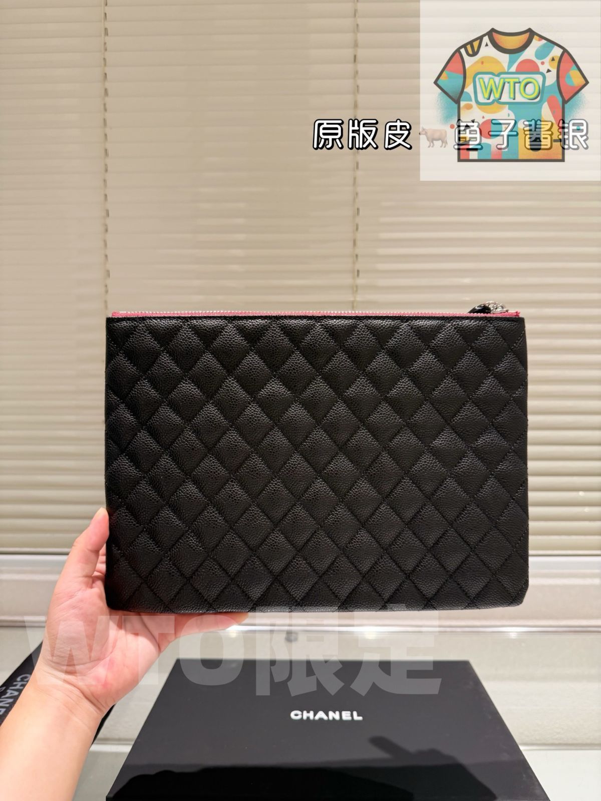 CHANEL バッグ 専用 CHANEL Lambskin Quilted Pearl Top Handle Clutch With Chain