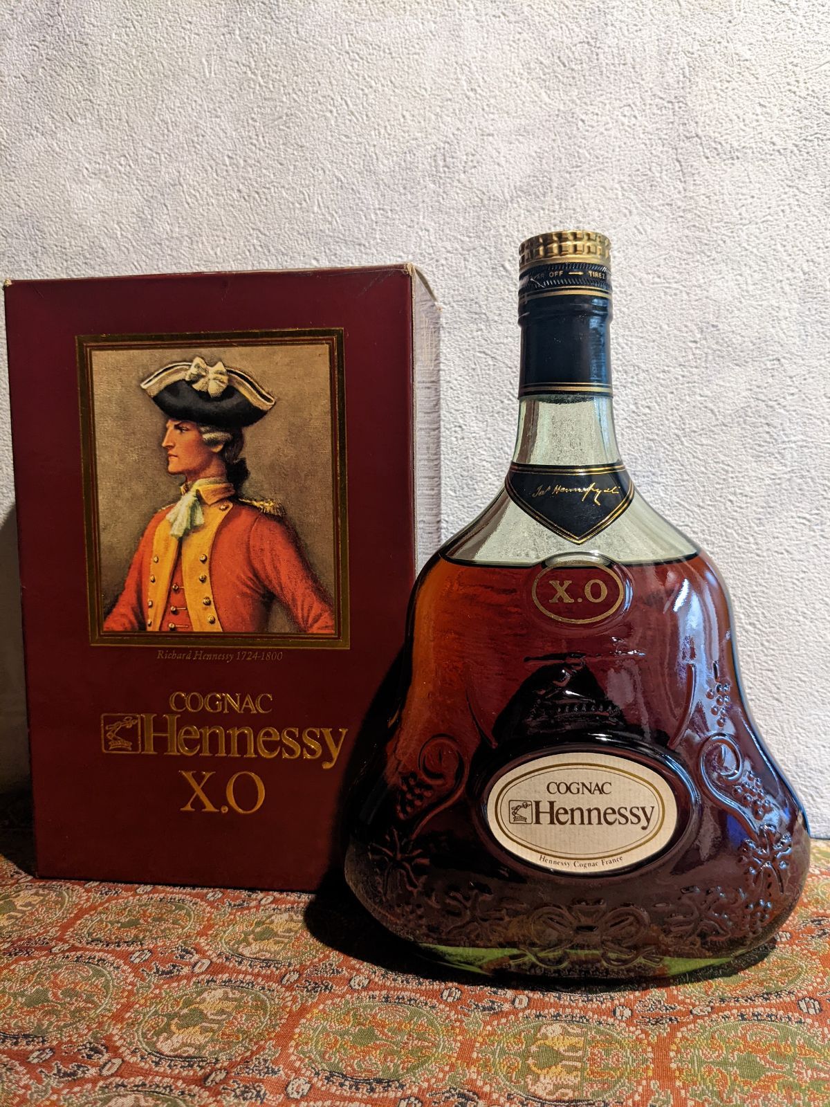 箱入り+30年熟成】 Hennessy X.O COGNAC XO 金キャップ - メルカリ