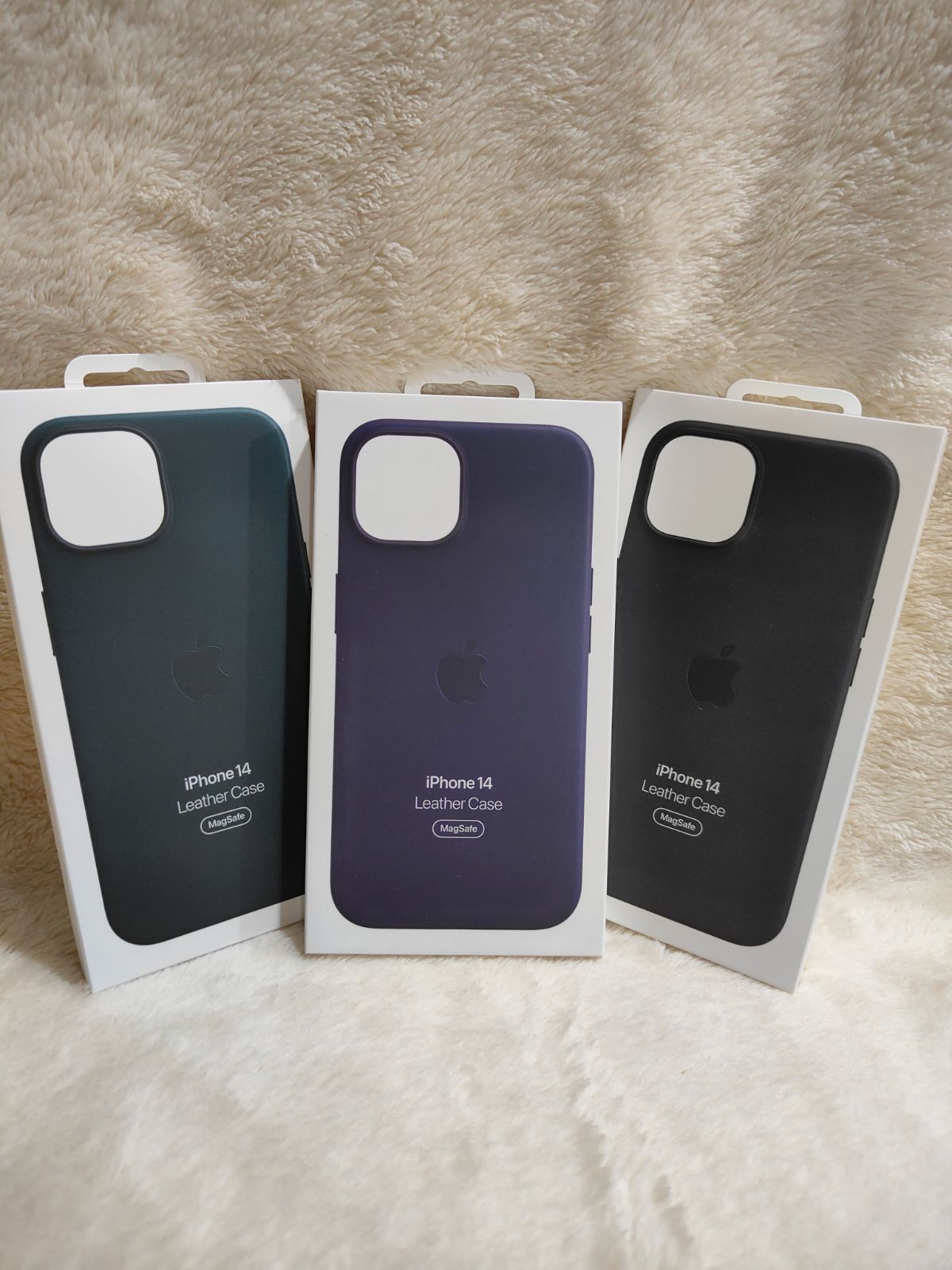 未使用　アップル純正　iPhone14用 magsafe対応　レザーケース