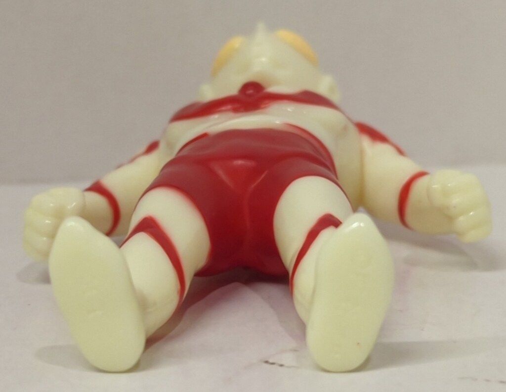 ウルトラマン MAXTOY ミニソフビ怪獣倉庫シリーズ 蓄光成型 ウルトラマン MAXTOY ミニソフビ怪獣倉庫シリーズ 蓄光成型