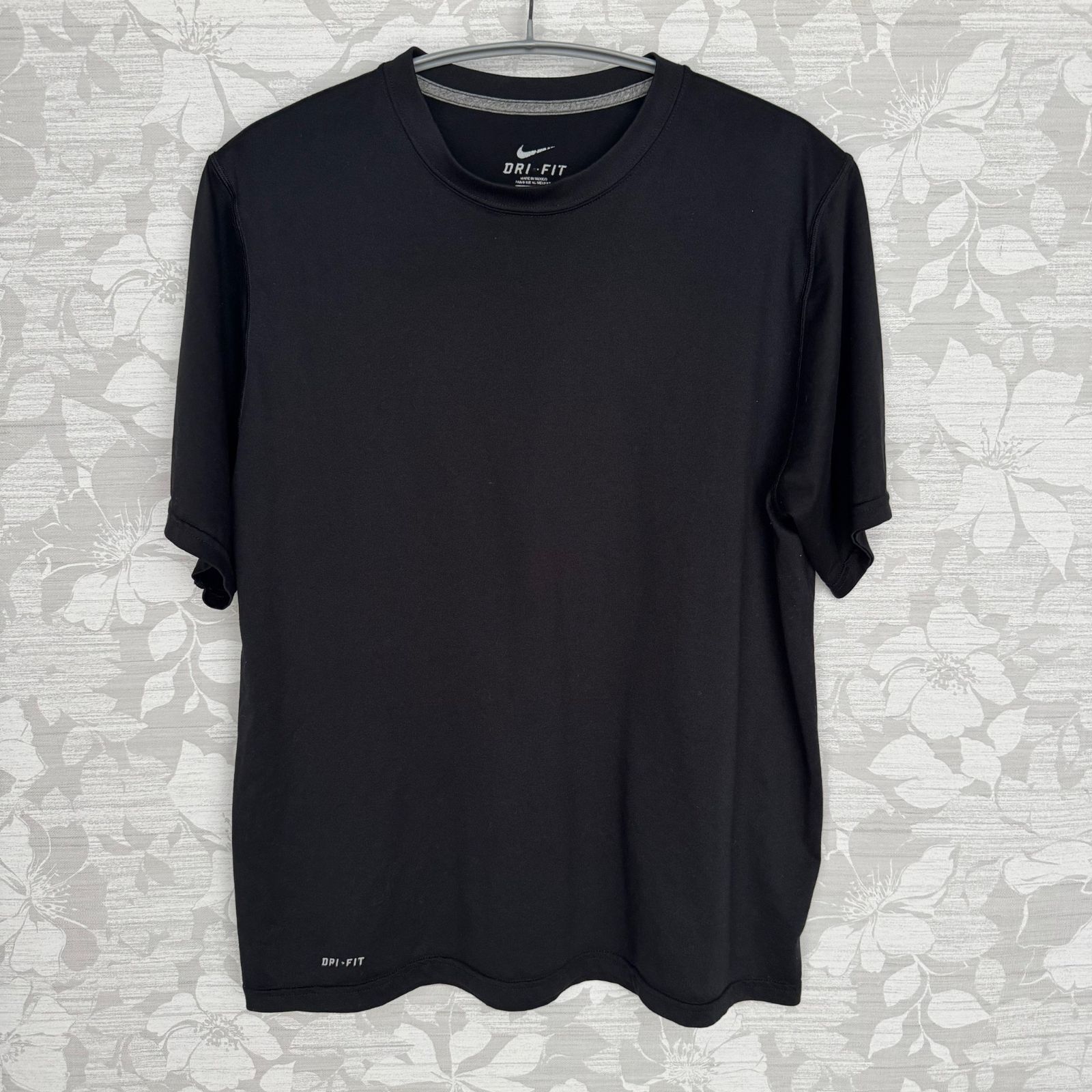 送料無料】Nike DRI-FIT Tシャツ 半袖 XLサイズ 黒 - メルカリ