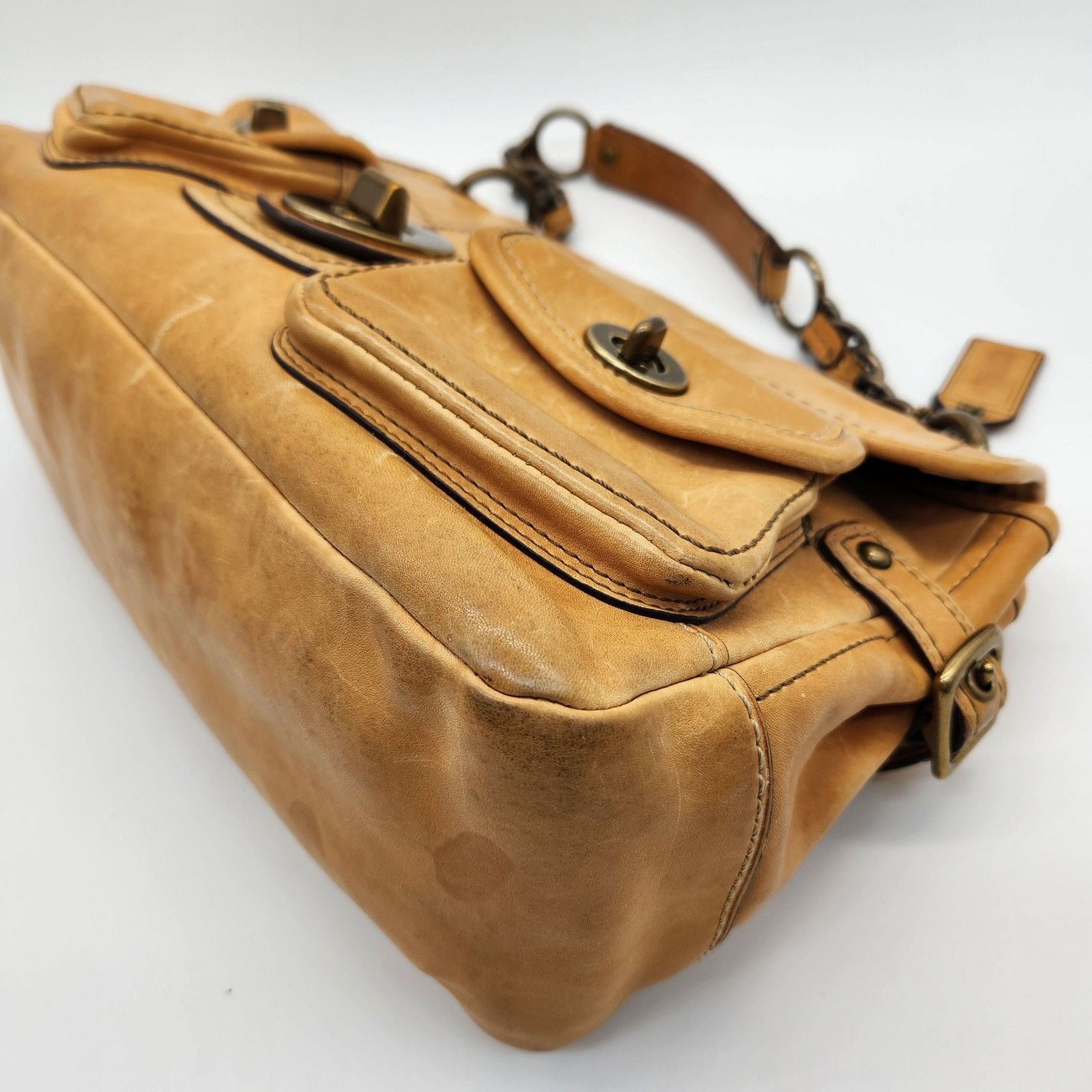 COACH コーチ オールレザー レガシーレザーレイポケットフラップバッグ 