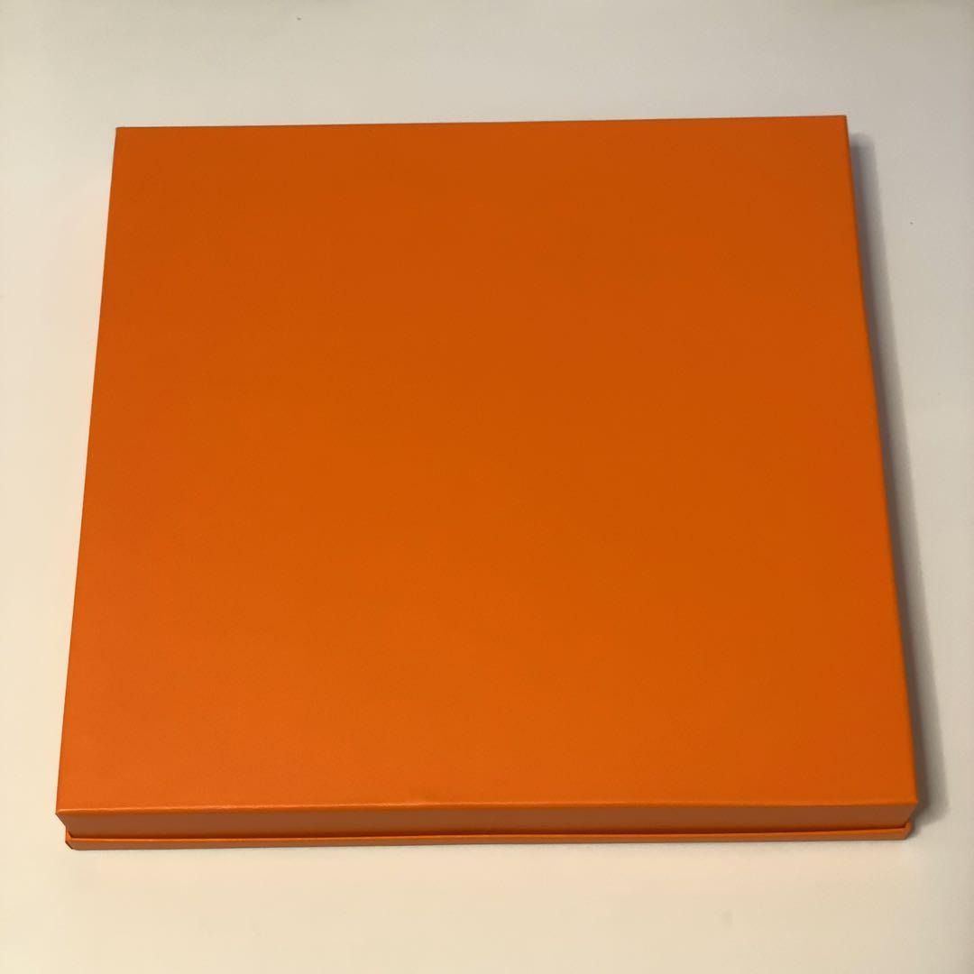 HERMES エルメス 特大 空箱 35×36×5 - メルカリ