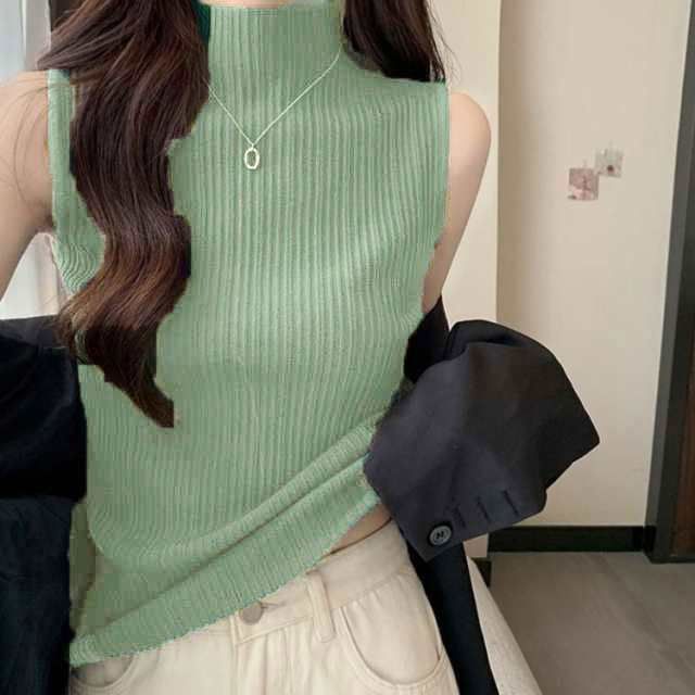 ハイネック ノースリーブ