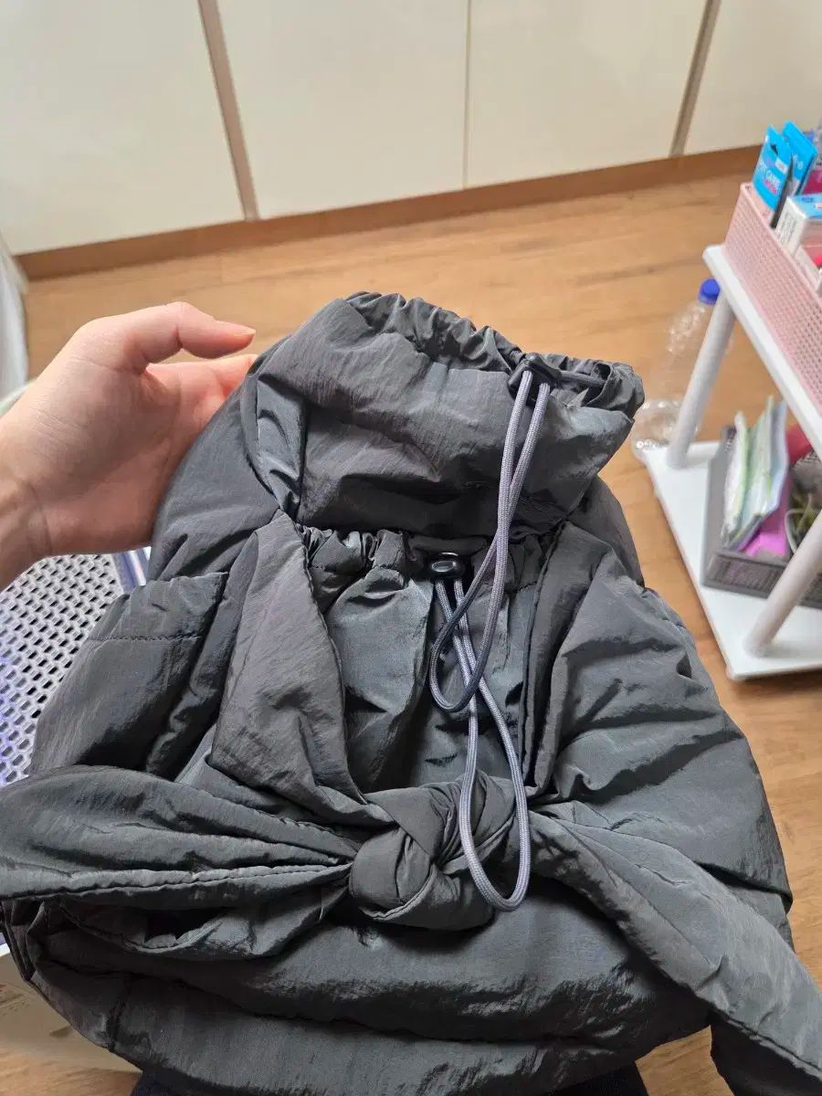 和風の 食べた VANESSA BRUNO ヴァネッサブリューノ RUBAN ルボンバッグ ダークグレイ リボン リュック リュックサック 兼 ショルダーバッグ S 理解