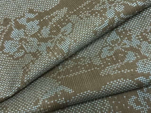 平和屋着物▽本場大島紬　単衣　7マルキ　雲取り草花文　正絹　逸品　AABA7458fy 平和屋着物▽本場大島紬 単衣 7マルキ 雲取り草花文 正絹 逸品