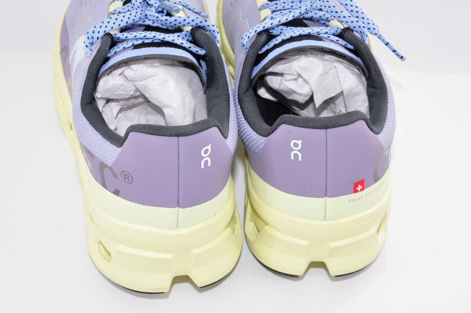 ランニングシューズ