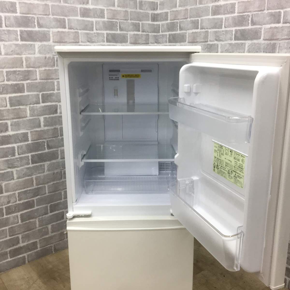 137L